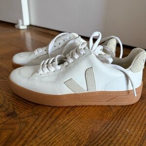 NEW White Veja Sneakers with Gum Sole